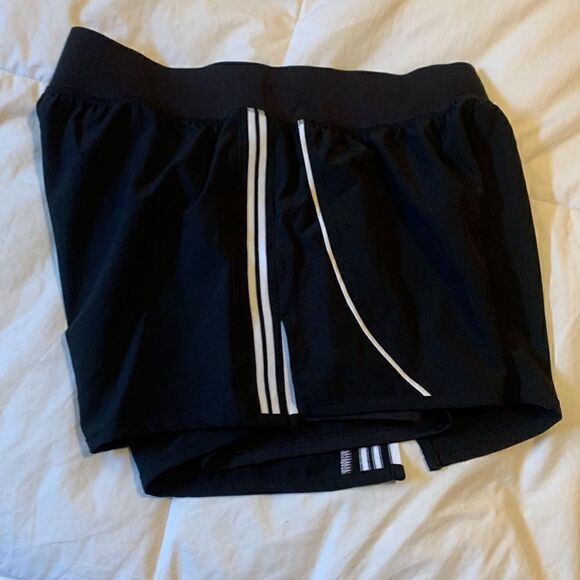 AVIA, ladies running shorts, liner, no pockets, size small 3-5 - Picture 4 of 8